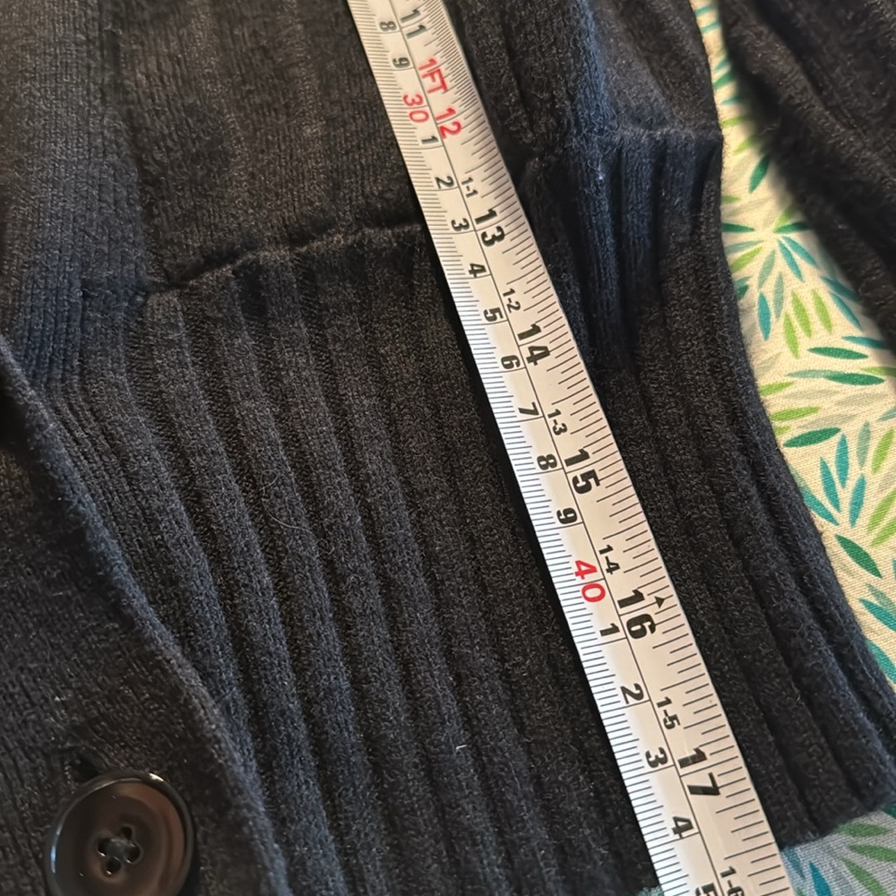 Wilfred Thai Cardigan - Picture 7 of 10